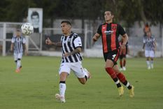 Paso el falso para el Lobo en el debut en el Legrotaglie. Foto: Télam Paso el falso para el Lobo en el debut en el Legrotaglie. Foto: Télam