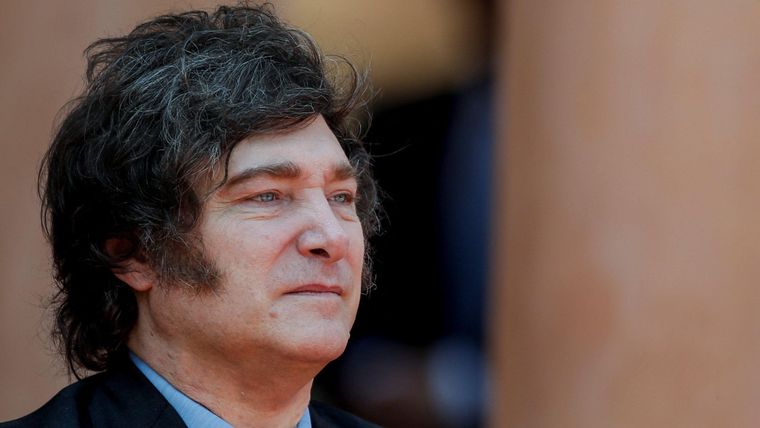 Javier Milei se prepara para defender el proyecto de Malvinas enviado al Congreso. Javier Milei se prepara para defender el proyecto de Malvinas enviado al Congreso.