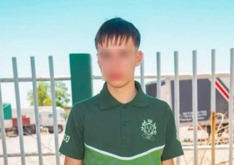El adolescente se encuentra internado en el Hospital Central. (Se pixela el rostro por ser menor de edad) 