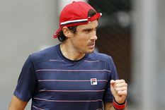 pella gano en su debut en roland garros ante salvatore caruso