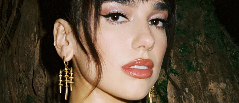 Dua Lipa impone tendencias con sus looks. Foto: Instagram @dualipa