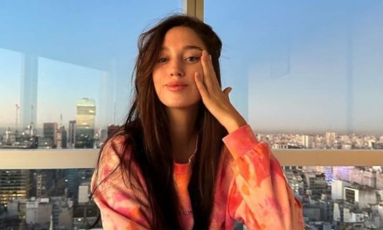 Brenda Di Aloy es la hija de Yuyito González La joven tiene 26 años y tiene muy en claro qué quiere para su futuro Foto: @brendadialoy