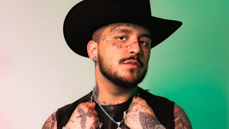 Christian Nodal reveló cuando nacerá la hija que esperan con Cazzu.