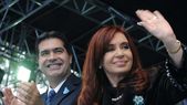 Jorge Capitanich junto a Cristina Fernández de Kirchner. Foto: Télam