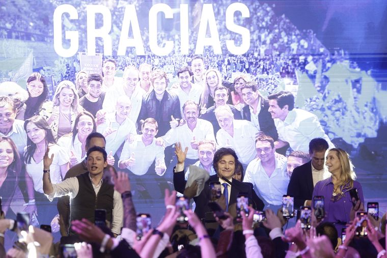 La salida de Francos reconfigura el poder en el Gobierno y expone la interna Milei-Caputo.