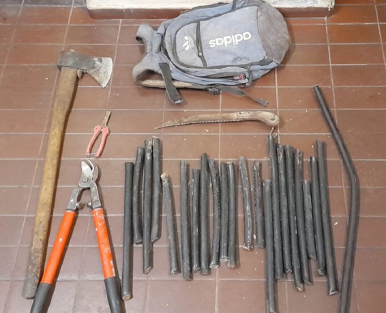 El cable recuperado por la Policía Foto: Ministerio de Seguridad