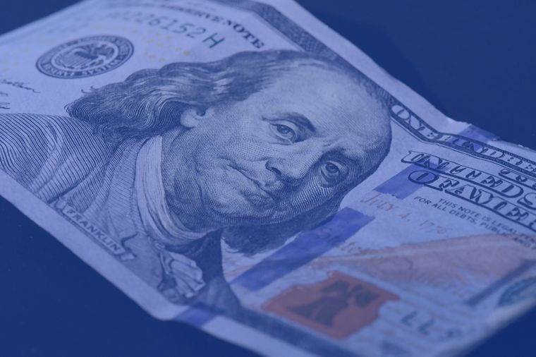 El dólar blue subió a 200 pesos. Foto: Pixabay