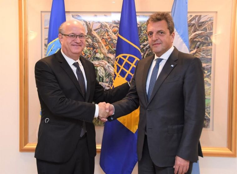 Sergio Massa con Ilan Goldfajn Foto: Ministerio de Economía