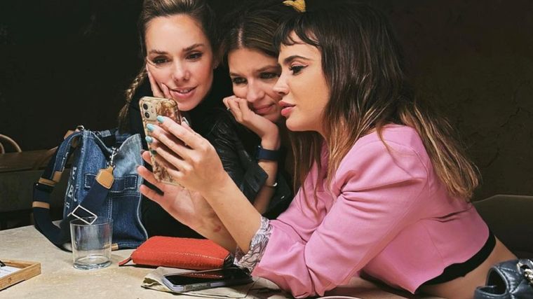 Julieta, Marcela y Celeste El reencuentro. Foto: @mcelestia