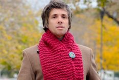 Robertito Funes Ugarte conmovió a todos con una hermosa adopción El periodista salió a hacer una nota y terminó agrandando su familia Foto: Instagram @robertito_funes