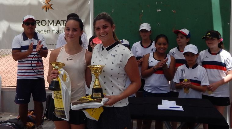 Greta Zawels y Ána Álvarez Storni, finalistas en Primera Categoría Damas. Foto: Juan Borsani/MDZ