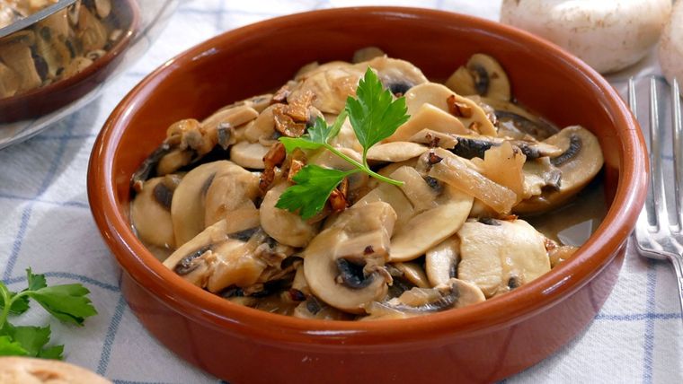 Admira este delicioso platillo, perfecto para acompañar carnes ¡o para disfrutar solo! Te encantará