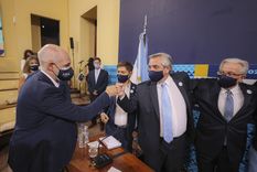 Fernández y Rodríguez Larreta en el acto de la UBA Foto: Télam