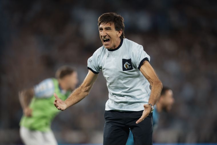 El contundente aviso de Gustavo Costas a Lautaro Martínez y De Paul.