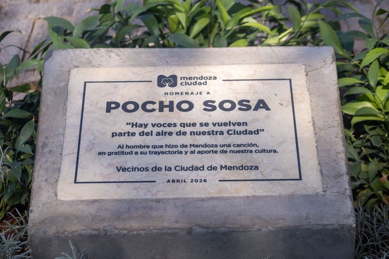 La placa con el nombre de uno de los artistas más queridos de Mendoza. La placa con el nombre de uno de los artistas más queridos de Mendoza.