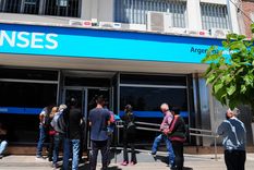 Anses continúa entregando sus habituales prestaciones, pero desde diciembre lo hará con un nuevo aumento Foto: ALF PONCE MERCADO / MDZ