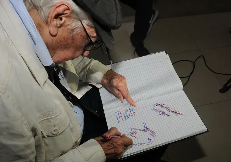 La Municipalidad de San Martín lamentó el fallecimiento de Julio Le Parc.