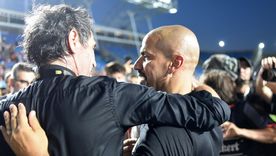 Eduardo Domínguez le impuso dos condiciones a Juan Sebastián Verón para seguir dirigiendo en Estudiantes. Eduardo Domínguez le impuso dos condiciones a Juan Sebastián Verón para seguir dirigiendo en Estudiantes.