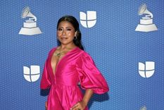 la foto en bikini de yalitza aparicio junto a un poderoso mensaje