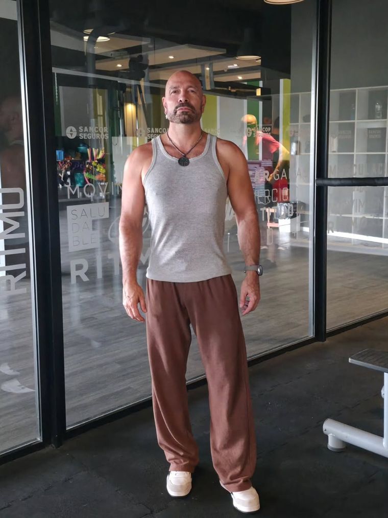 Fredy Villarreal lució sus hombros y bíceps definidos en una imagen que revolucionó Instagram. Fredy Villarreal lució sus hombros y bíceps definidos en una imagen que revolucionó Instagram.