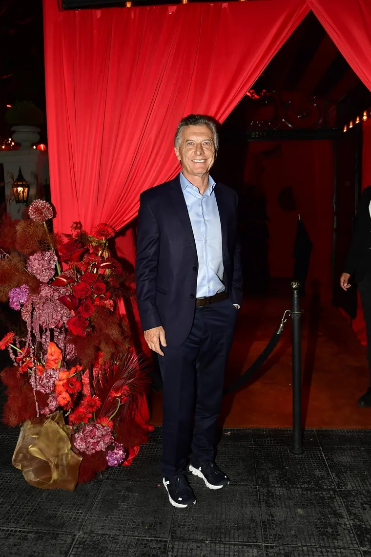 Mauricio Macri asisti&oacute; a solas al casamiento de su amigo Juan Cruz &Aacute;vila.