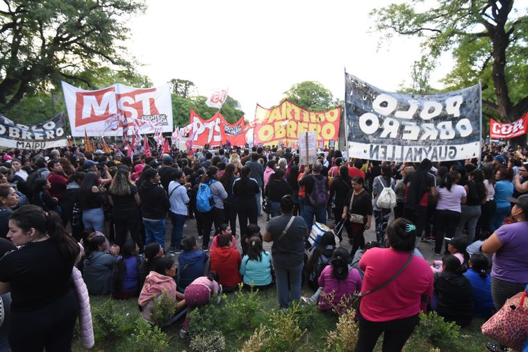 El Ministerio de Seguridad intimó a las organizaciones sociales por la protesta del 27 de diciembre Foto: Maximiliano Ríos/MDZ