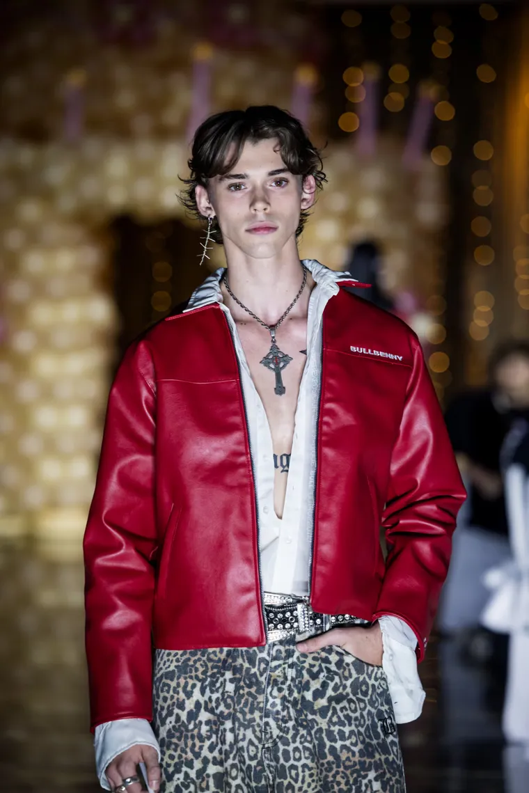 El look de Felipe Fort en BAFWEEK. El look de Felipe Fort en BAFWEEK.