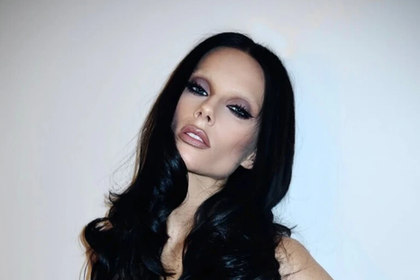 Mirá las fotos del look de Valentina Zenere. Mirá las fotos del look de Valentina Zenere.