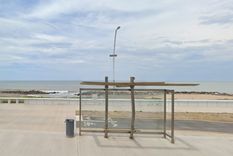 El cadáver apareció en Luna Azul, una playa pública de Mar del Plata.