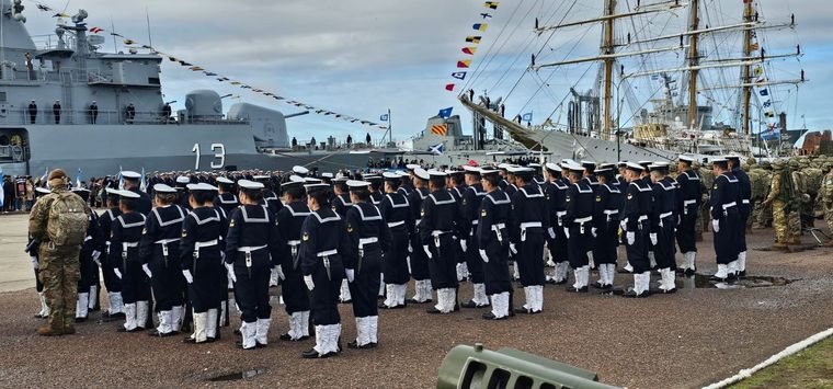 El 17 de mayo se celebra el Día de la Armada.
