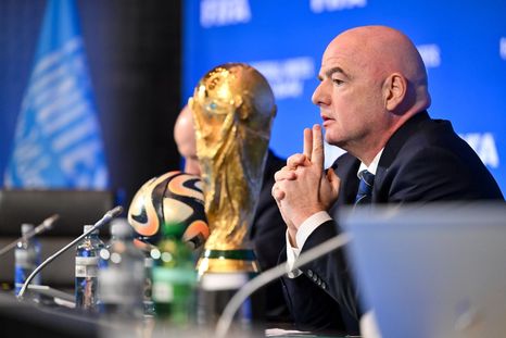 Peligra uno de los acuerdos comerciales más importantes de la FIFA para la Copa del Mundo. Peligra uno de los acuerdos comerciales más importantes de la FIFA para la Copa del Mundo.