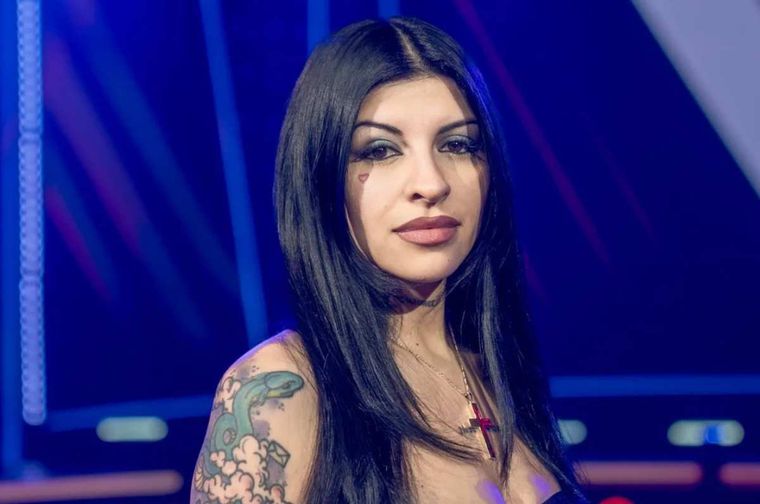 La hija de la cantante recibió un paupérrimo obsequio de parte de su adinerado padre.