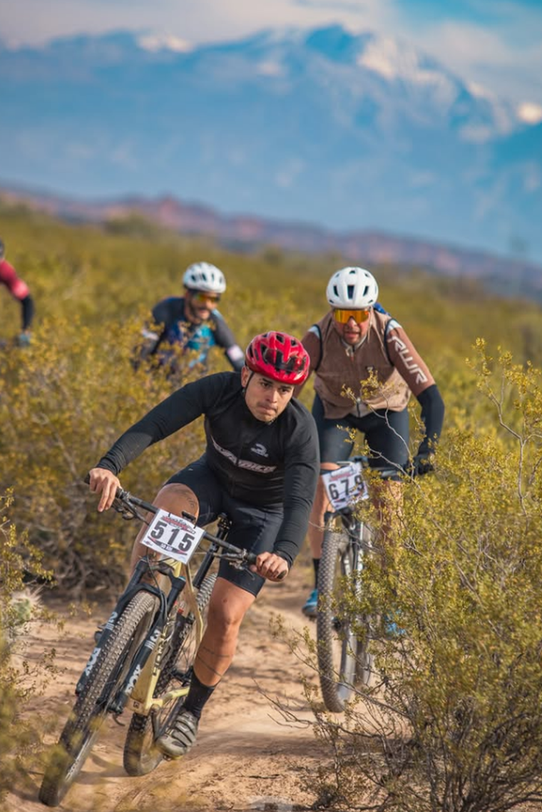 Una mañana a todo MTB en el Este. Una mañana a todo MTB en el Este.