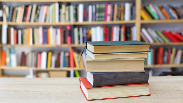La Ley 25.542, conocida como la Ley del Libro, se sancionó en noviembre de 2001.