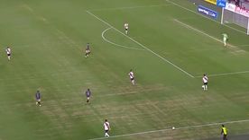 El estado del campo de juego del Monumental mostró varias marcas y genera preocupación en River de cara al Superclásico. El estado del campo de juego del Monumental mostró varias marcas y genera preocupación en River de cara al Superclásico.