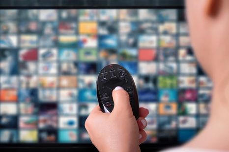 Disfrutá de las mejores apps para ver series y películas gratis y de forma 100% legal. Disfrutá de las mejores apps para ver series y películas gratis y de forma 100% legal.