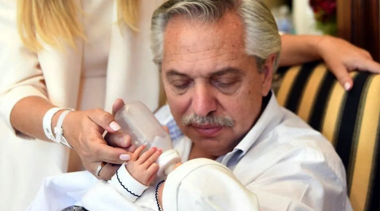 Francisco Fernández Yañez nació el 11 de abril en el Sanatorio Otamendi Foto: Instagram Presidencia