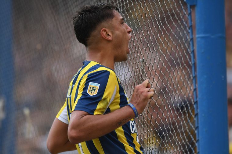 El sacado festejo de Veliz en el segundo gol de Rosario Central ante Boca Foto: Rosario Central