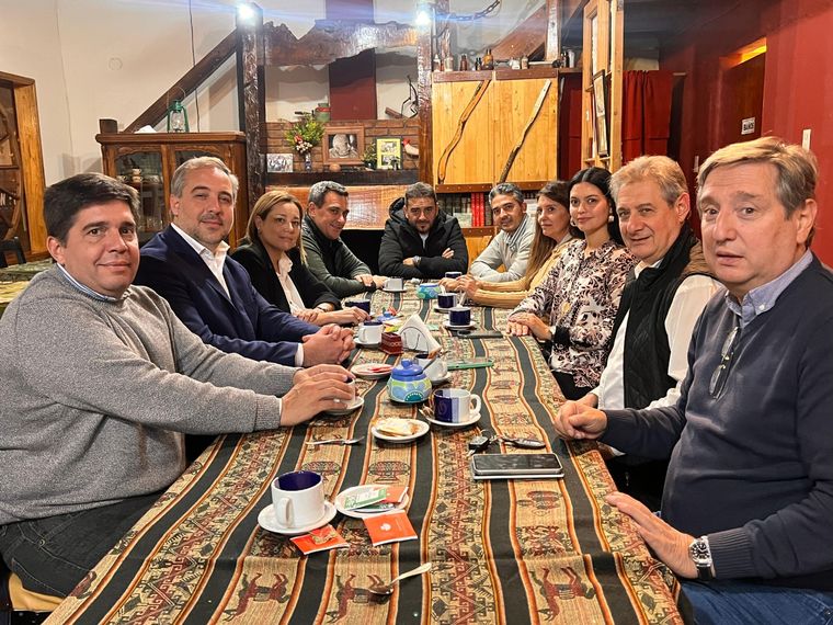 Un sector del peronismo de reunió en San Rafael. Foto: Gentileza