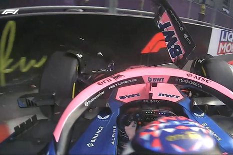 Franco Colapinto tuvo un fuerte choque y saldrá desde la posición 16° en el Gran Premio de Azerbaiyán. Franco Colapinto tuvo un fuerte choque y saldrá desde la posición 16° en el Gran Premio de Azerbaiyán.