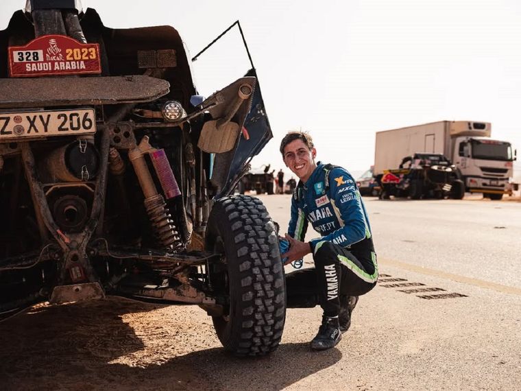 Augusto Sanz, el bombero argentino que participa en el Rally Dakar 2026.