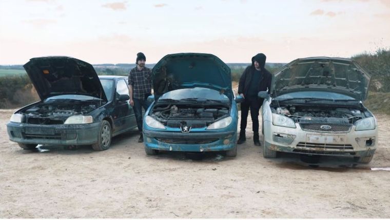 Peugeot 206 VS. FORD FOCUS VS. HONDA CIVIC Un desafío impresionante le dio la victoria a uno de estos tres modelos, aunque claramente quedaron fundidos.