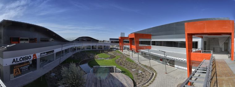 Un gran espacio dedicado exclusivamente a la construcción Foto: ARGA