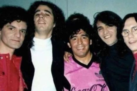 Enanitos Verdes nació a fines de los años setenta y comienzo de los ochenta. Enanitos Verdes nació a fines de los años setenta y comienzo de los ochenta.