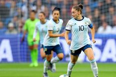 la champions, el sueno que desvela estefania banini