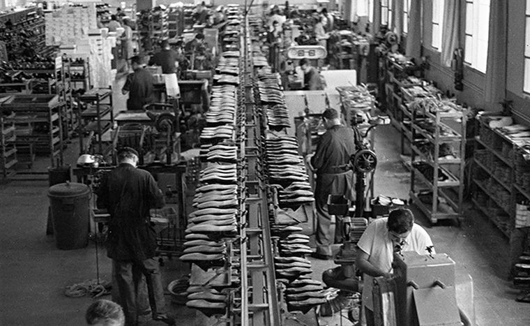 La fábrica de zapatos de la familia Fluxá. La fábrica de zapatos de la familia Fluxá.
