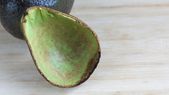 La cáscara de palta guarda decenas de propiedades y nutrientes que podemos aprovechar. La cáscara de palta guarda decenas de propiedades y nutrientes que podemos aprovechar.