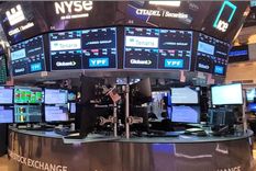 YPF comunicó al mercado y a los inversores en general, una oferta pública de recompra de las Obligaciones Negociables con vencimiento julio de 2025. Foto: Flavia Seva