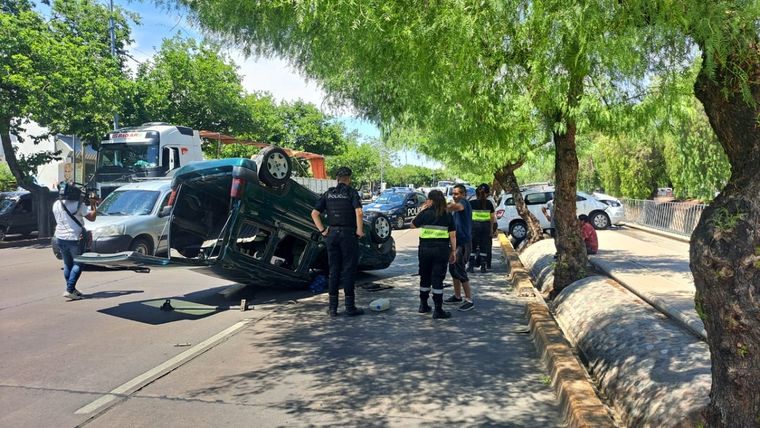 Vuelco en Costanera Foto: Pablo Gamba