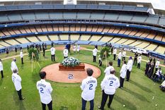 Los restos de Tommy Lasorda visitaron por última vez el Dodger Stadium. Foto: @Dodgers